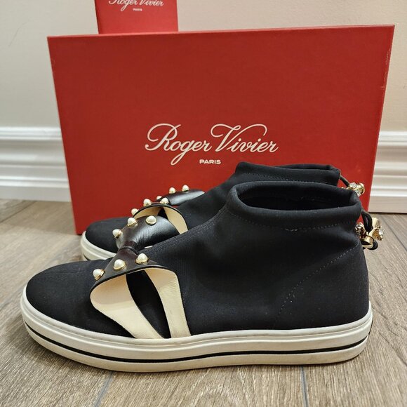 Roger Vivier - Bow Accents Pearls Sneakers - Size 36.5 - Picture 3 of 8